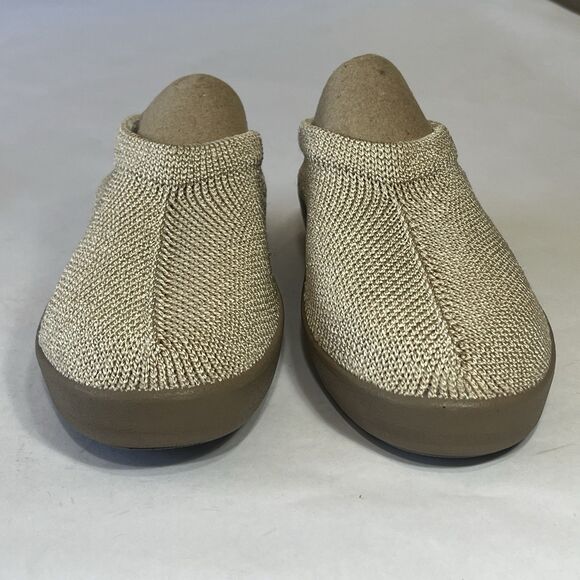 NEW Arcopedico Sz 43/10 Womens Tan Knit Mesh Slip On Loafers Sock Shoes Anatomic - Picture 3 of 15